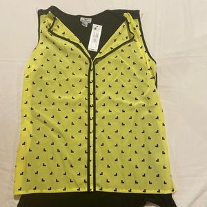 New black and yellow top